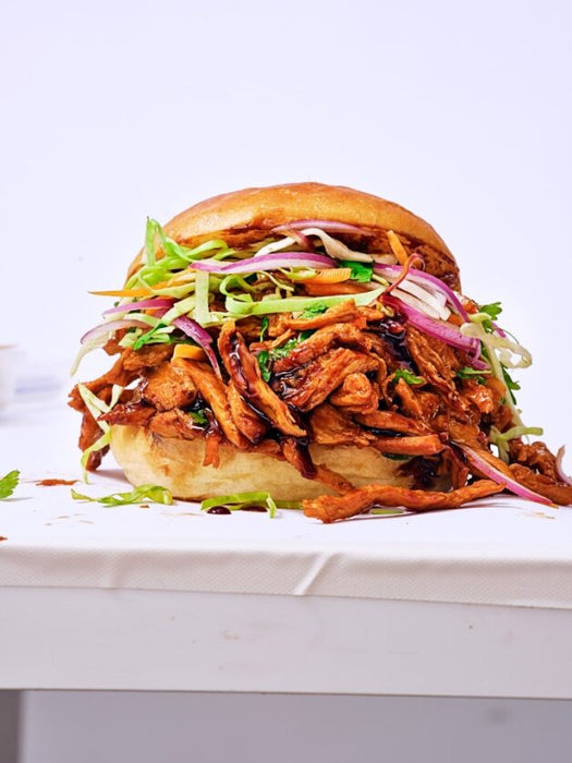 Apple Pulled Pork Tina BBQ Pork (2kg) — Mighty Plants